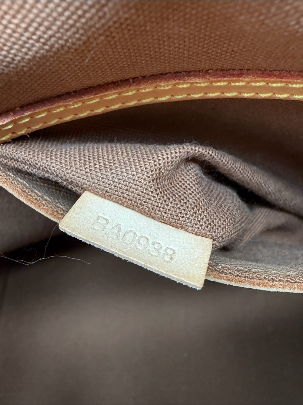 Louis Vuitton Alma PM Monogram Canvas Handbag Brown Leather BA0988 Authentic - Picture 15 of 16